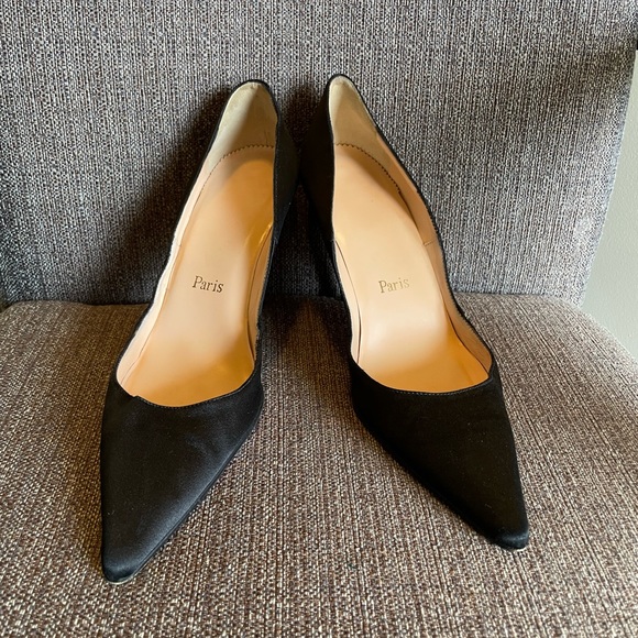 Authentic Christian Louboutin heels - Picture 4 of 9